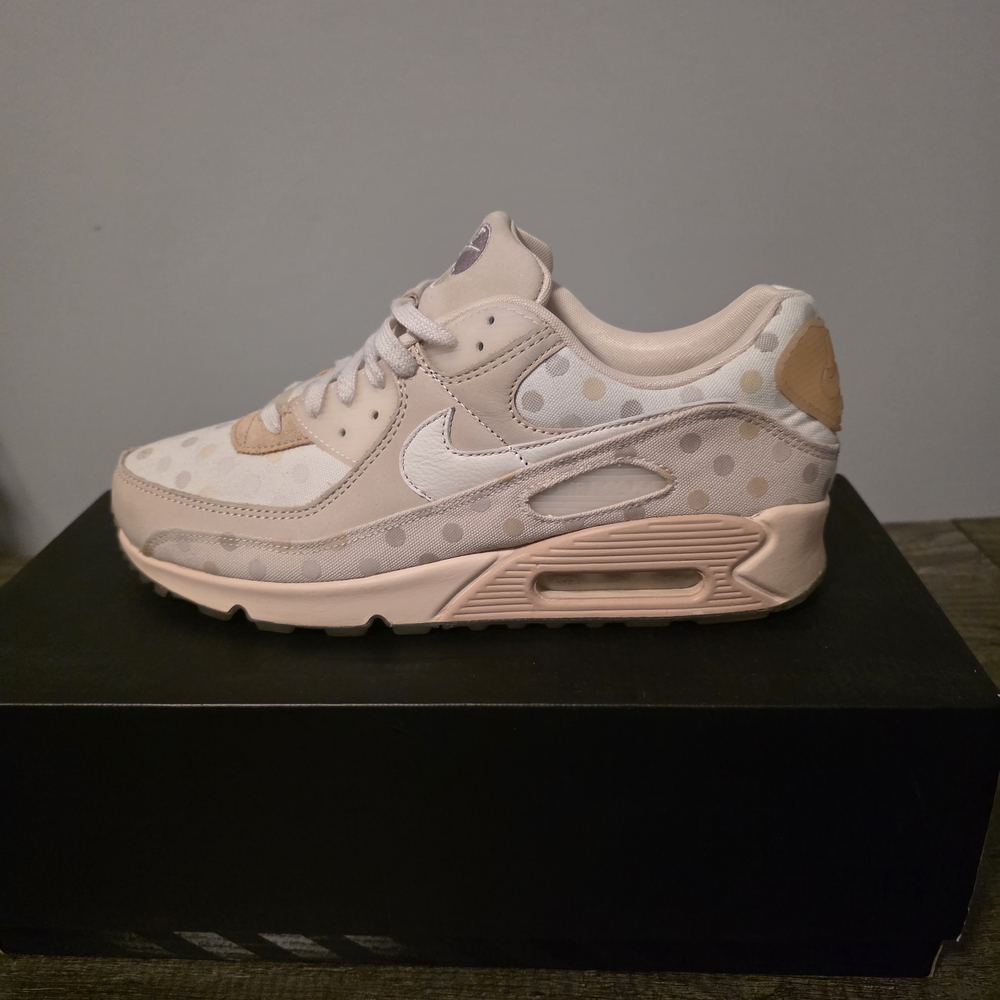 Nike Men's Sneakers - Cream and Tan Polka Dot